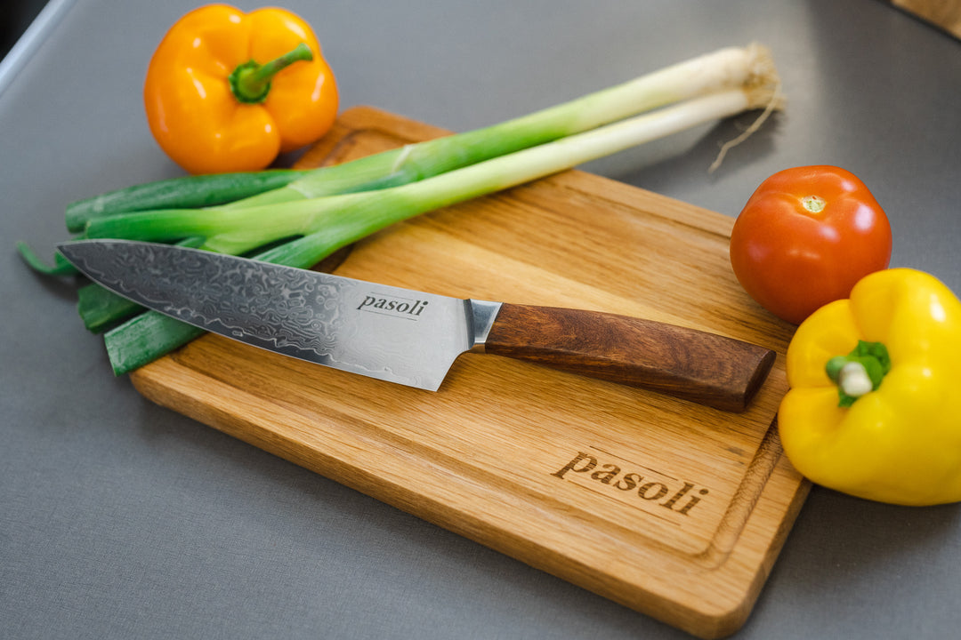 pasoli Set "Shefu" - Damast Chefmesser inkl. Schneidebrett aus Eichenholz