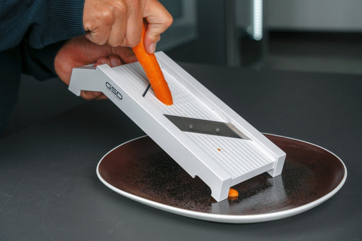 GSD Universal Gemüsehobel "5 - in - 1" weiß - Made in Germany - pasoli GmbH